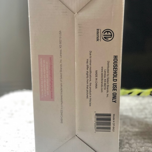 New with tags BABYCAKES CAKE POP MAKER NONSTICK - Picture 6 of 9